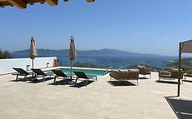 Four Seasons Villas